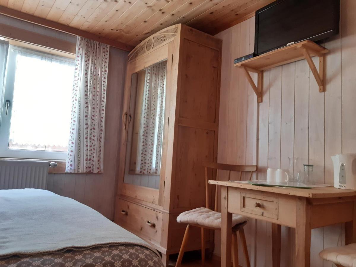Bed & Breakfast Dolomiti Bey Haus Pinter Assling Extérieur photo